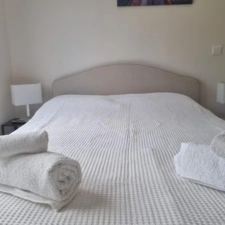Monastiraki Serene Escape Apartman *